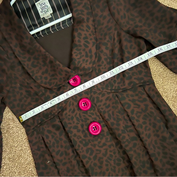 IVY JANE CHEETAH PRINT COAT - Picture 9 of 10